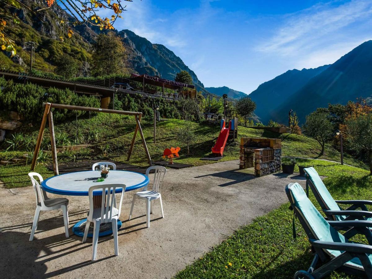 Beautiful Chalet With Swimming Pool In Lombardy Villa Marone Exterior foto